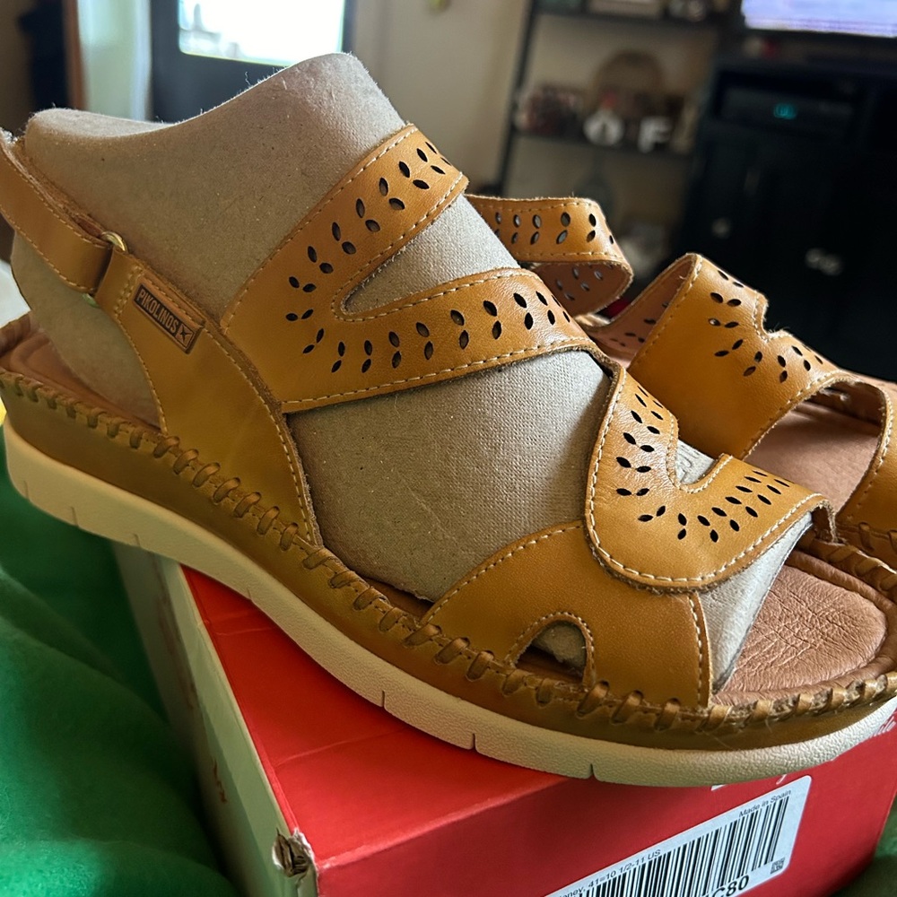 Pikolinos Leather Sport Sandal-Altea - Picture 3 of 3